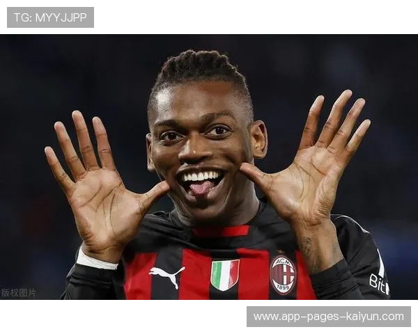 莱奥连续假动作后的抽射入网，米兰掌握主动