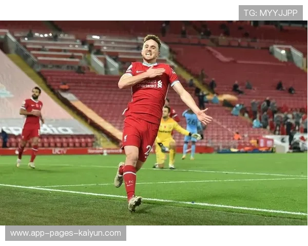 西汉姆迪奥戈绝妙倒勾入网：一场关于坚持与创新的生活纪录